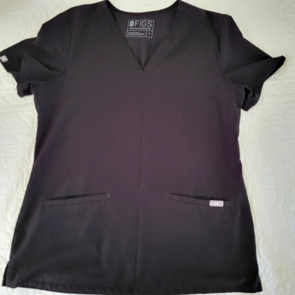 FIGS black scrubs top size small